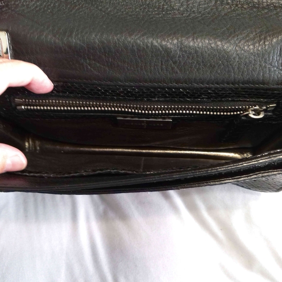 MICHAEL KORS PURSE - Picture 6 of 10